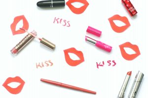 Tag des Kusses Lippenstifte