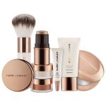 Nude by Nature - RADIANT – Good for you Complexion Collection Make-up Set